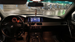 BMW E60 530d 2004 160kW (10 foto / 13)