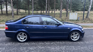 BMW 320i 105kw 2003год автомат M-Pakett (3 фото из 11)