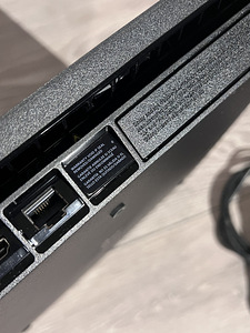 Playstation 4 500gb (5 foto / 6)