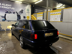 Audi A6 2.5 85kW (3 foto / 8)