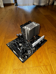 Intel I5 8400, 16 ГБ ОЗУ, Gigabyte B550