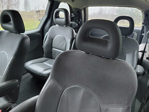 Chrysler Voyager 2.5 LX CRD 105KW (6 foto / 7)