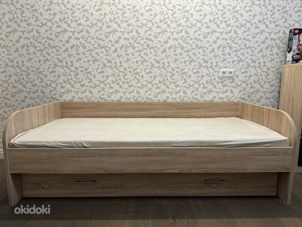 Voodi / Кровать 90 х 200 (фото #1)