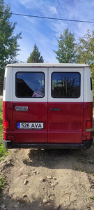 MERCEDES-BENZ 100 D KOMBI (8 foto / 8)