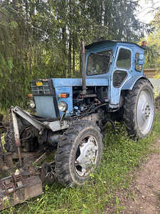 Traktor T-40