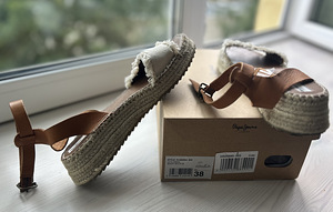 Müüa Pepe Jeans sandaalid (3 foto / 4)