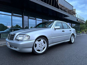 Mercedes Benz c43 AMG (2 foto / 15)