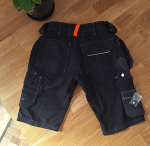 Helly Hansen Chelsea Construction meeste lühikesed tööpüksid (2 foto / 2)