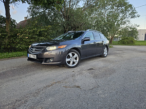 Honda Accord 2.2 110kW (1 foto / 11)