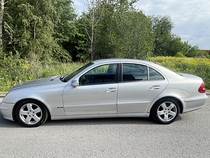 Mersedes-Benz E220cdi (5 foto / 11)
