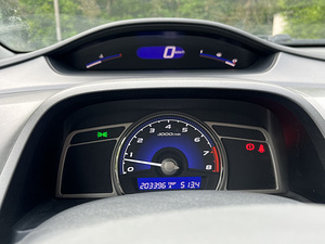 Honda Civic (14 foto / 14)