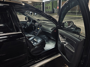 Volvo xc90 2010 (10 фото из 14)