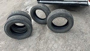 Шины NOKIAN 205x65xR16C (2 фото из 4)