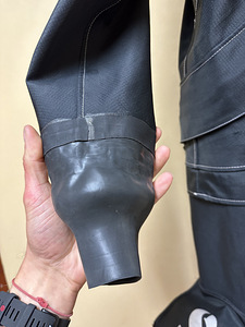 SCUBAPRO EVERTEC СУХОЙ КОСТЮМ (2 фото из 4)