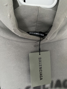 Balenciaga hoodie (3 foto / 6)