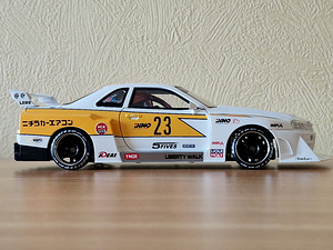 1:24 RC дрифт-авто (4 фото из 10)