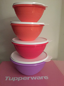 Tupperware kausid, suurused kuni 14 L (2 foto / 3)