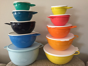 Tupperware kausid, suurused kuni 14 L (3 foto / 3)