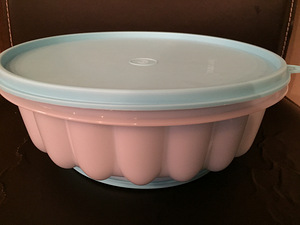 Tupperware форма для желе (3 фото из 3)