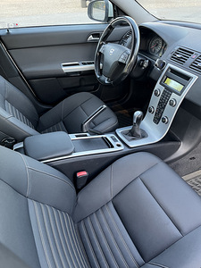 Volvo V50 1.6 84kw (4 foto / 7)