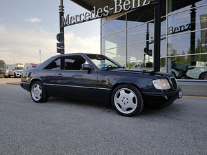 Mercedes-Benz 320 CE (3 foto / 15)