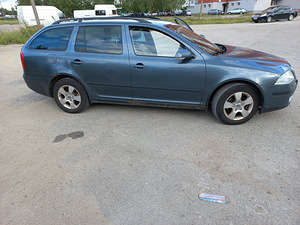 Skoda Octavia (2 фото из 5)