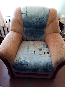 Кресло от мягкого уголка