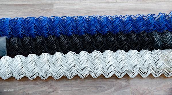 Aiavõrk PVC kattega Eesti riigilipu värvides ja erivärvides (foto #1)