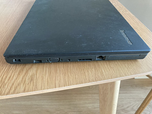 Lenovo W550s — i7-5600U / 16 RAM / 256 SSD / nVidia K620M (2 foto / 3)