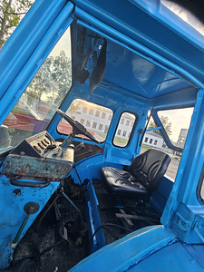 Mtz 82 + kallutav käru + varuosad + VAGUDE AJAJA (4 foto / 7)