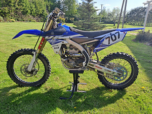 Продается Ямаха yz250f 2015г. (4 фото из 10)