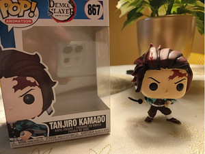 Tanjiro Kamado figuur karbiga, 8cm (1 foto / 2)