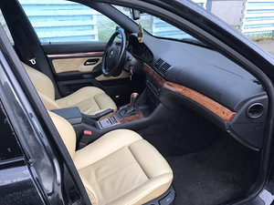 БМВ 523i (9 фото из 9)