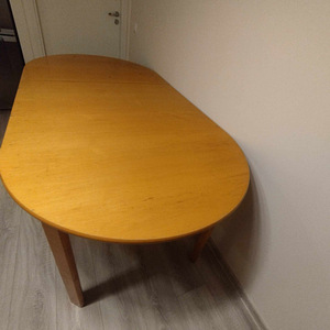 Söögilaud SOTKA täispuidust, lahtikäiv (2 foto / 10)