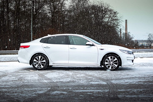 Kia Optima Comfort Pack (4 foto / 4)