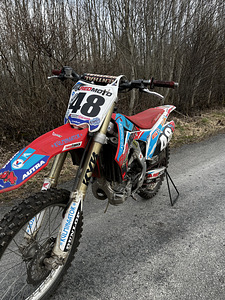 Honda CRF450 (7 фото из 10)