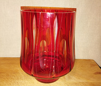 Хрустальная ваза красная 1970 годов