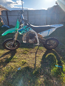 Питбайк ycf 125 (6 фото из 7)