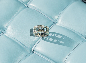 Tiffany&Co. Atlas open ring in 18k white gold diamonds (3 foto / 3)