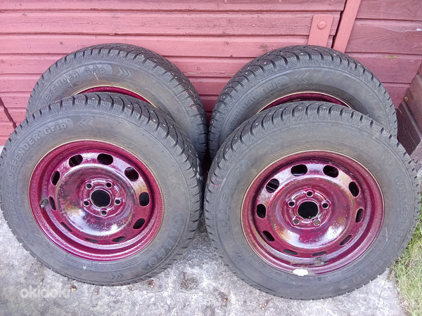 185/70 R14 92T комплект шипованных шин на дисках (4шт.)