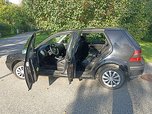 VW Golf 4 (1 foto / 7)