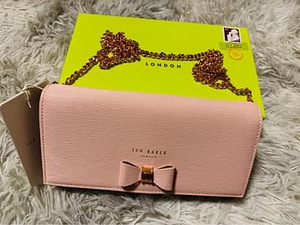 Uus Ted Baker pisike kott (4 foto / 4)
