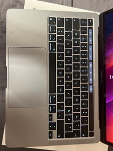 Macbook Pro 13" M2 2022 (2 фото из 4)