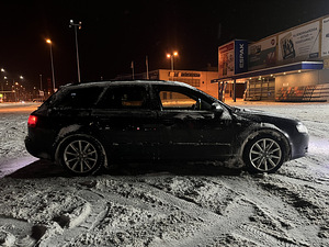 M/V Audi A4 B7 S-Line 3.0 quattro (4 foto / 9)