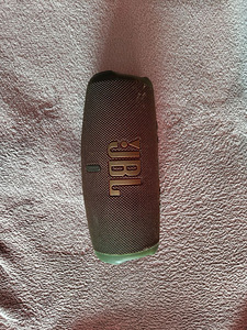 Jbl колонка charge 5 (2 фото из 2)