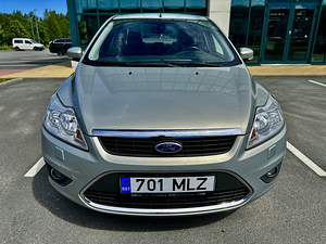 Ford Focus (3 foto / 12)