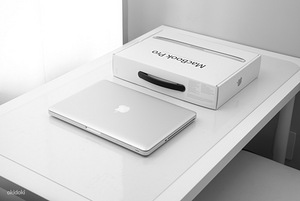 Macbook Pro 13 Mid 2012 2,5/i5/4gb Ram/256GB SSD + laadija (1 foto / 2)