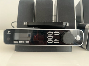 Звуковая система Logitech (2 фото из 8)