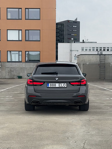 BMW G31 530d 210kW (6 foto / 13)