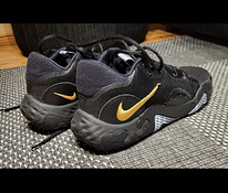 Баскетбольные кроссовки Nike №41 использовались в некоторых играх, новые в личку.